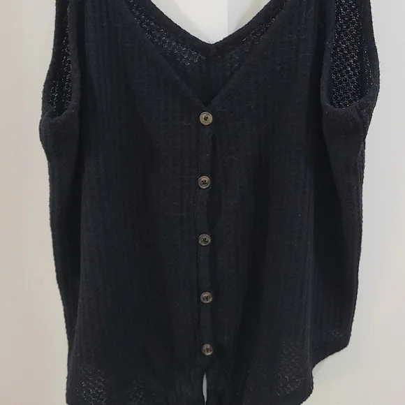 Top - Picture 3 of 3